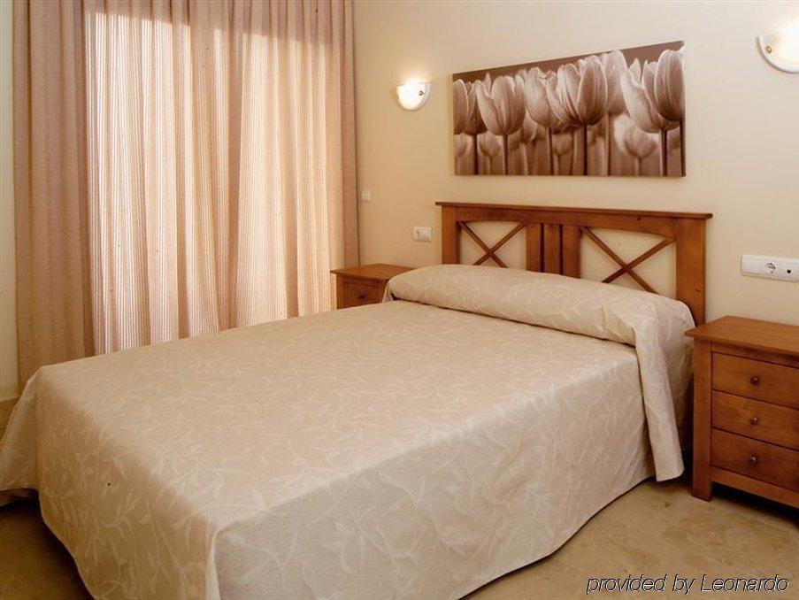 Apartamentos Turisticos Parque Tropical Vera Zimmer foto